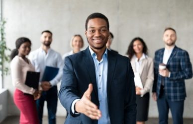 tips to attract applicants